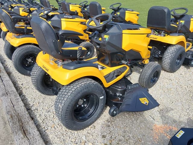 Image of Cub Cadet XT2 SLX50 equipment image 4