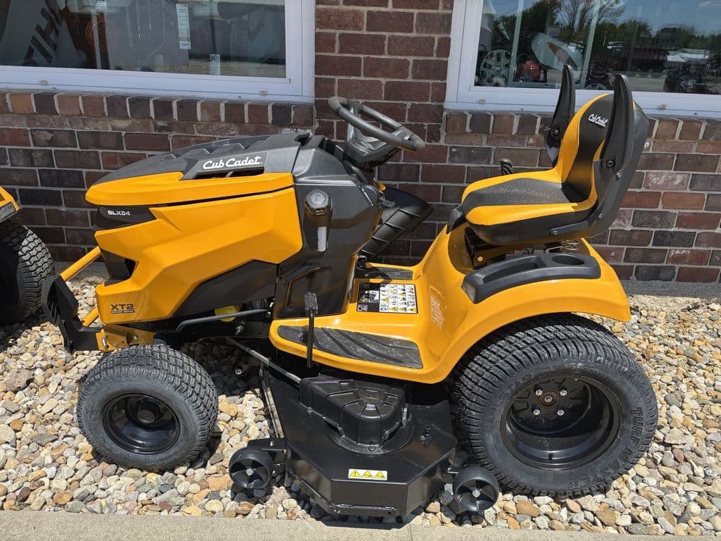 Image of Cub Cadet XT2 SLX54 Primary image
