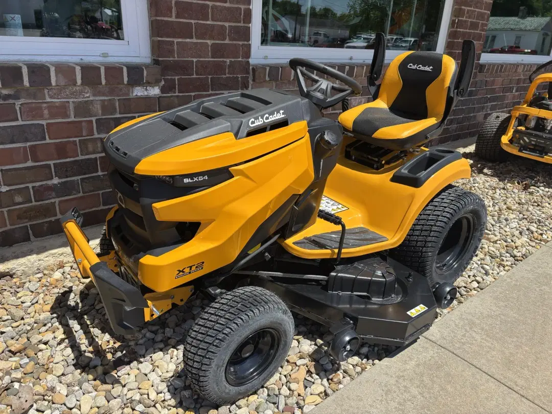 Image of Cub Cadet XT2 SLX54 Primary image