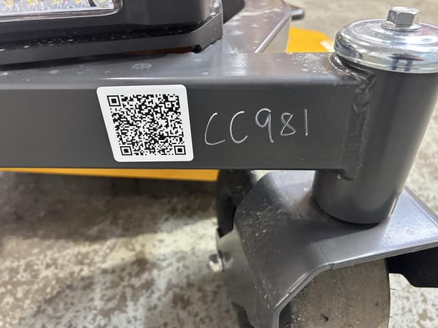 Image of Cub Cadet Z2 46 equipment image 4