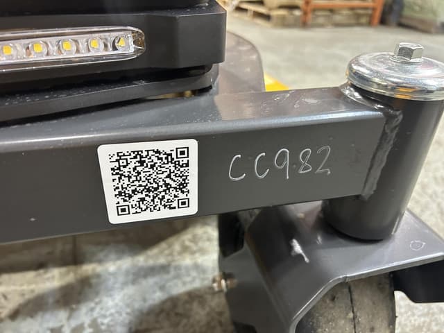 Image of Cub Cadet Z2 46 equipment image 1