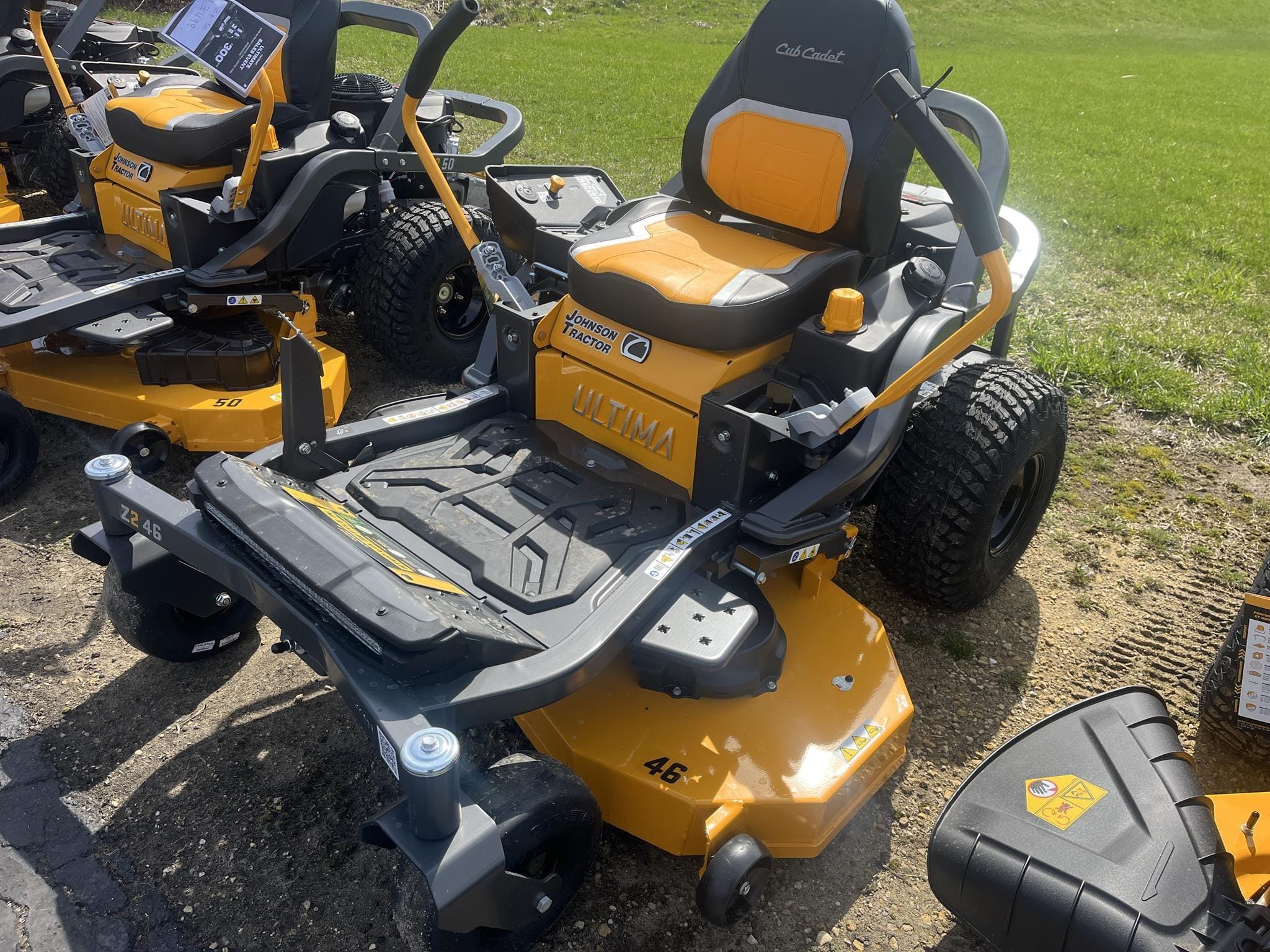 2026 Cub Cadet Z2 50 Equipment Image0