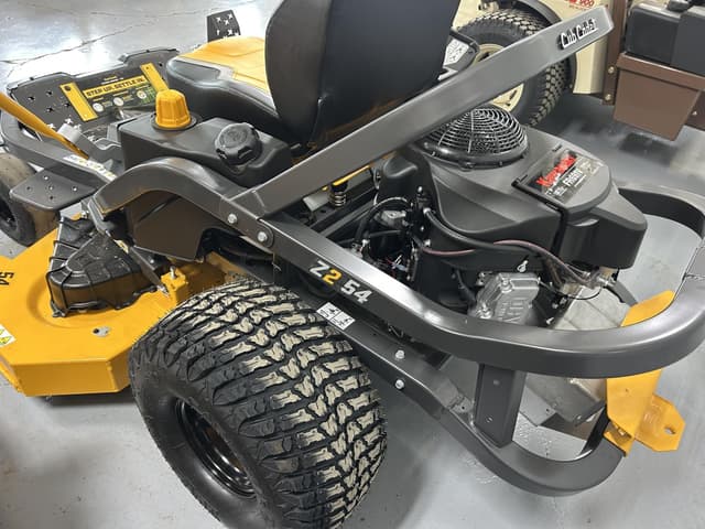 Image of Cub Cadet Z2 54 equipment image 4
