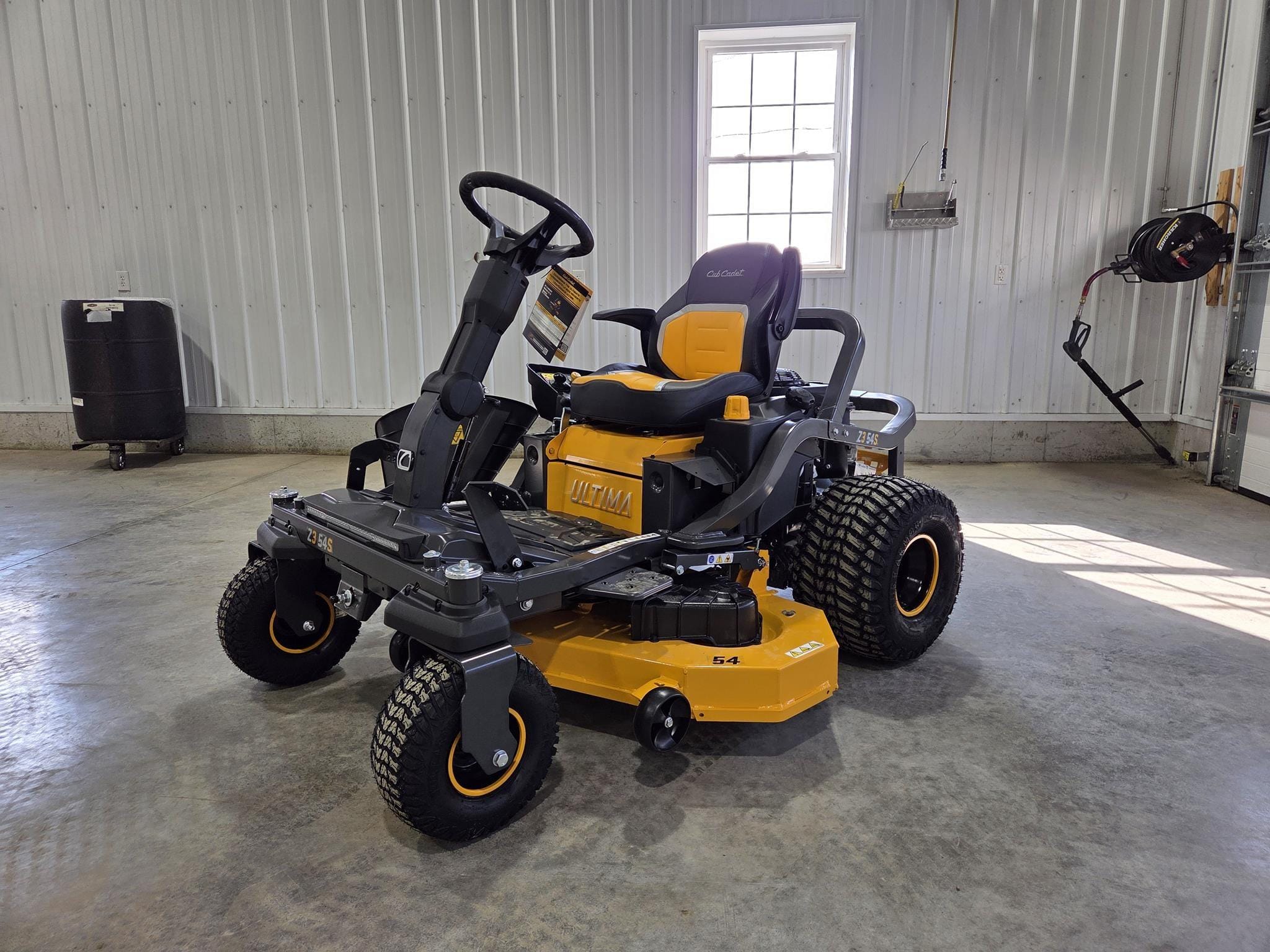 2026 Cub Cadet Z3 54S Equipment Image0
