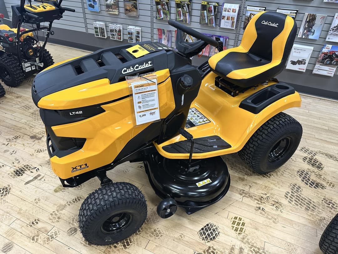 Image of Cub Cadet XT1 LT42 Image 0