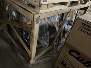 2026 Cub Cadet XT1 LT42 Image