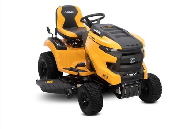 Image of Cub Cadet XT1 LT42 equipment image 2