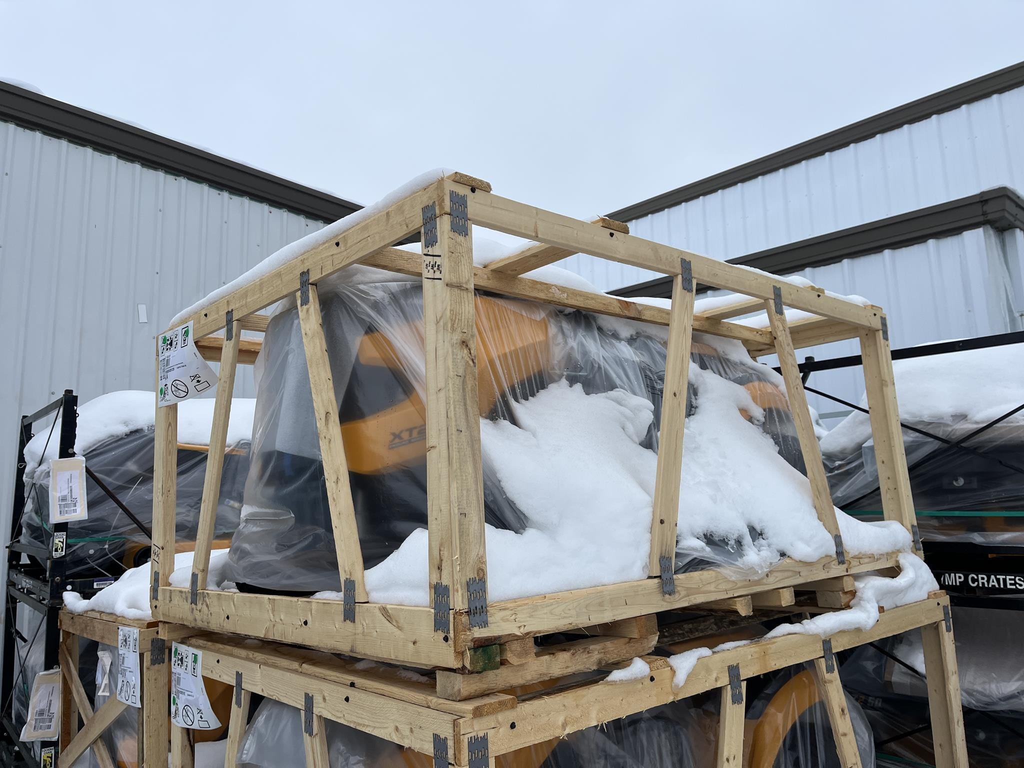 2026 Cub Cadet XT2 LX42 Equipment Image0