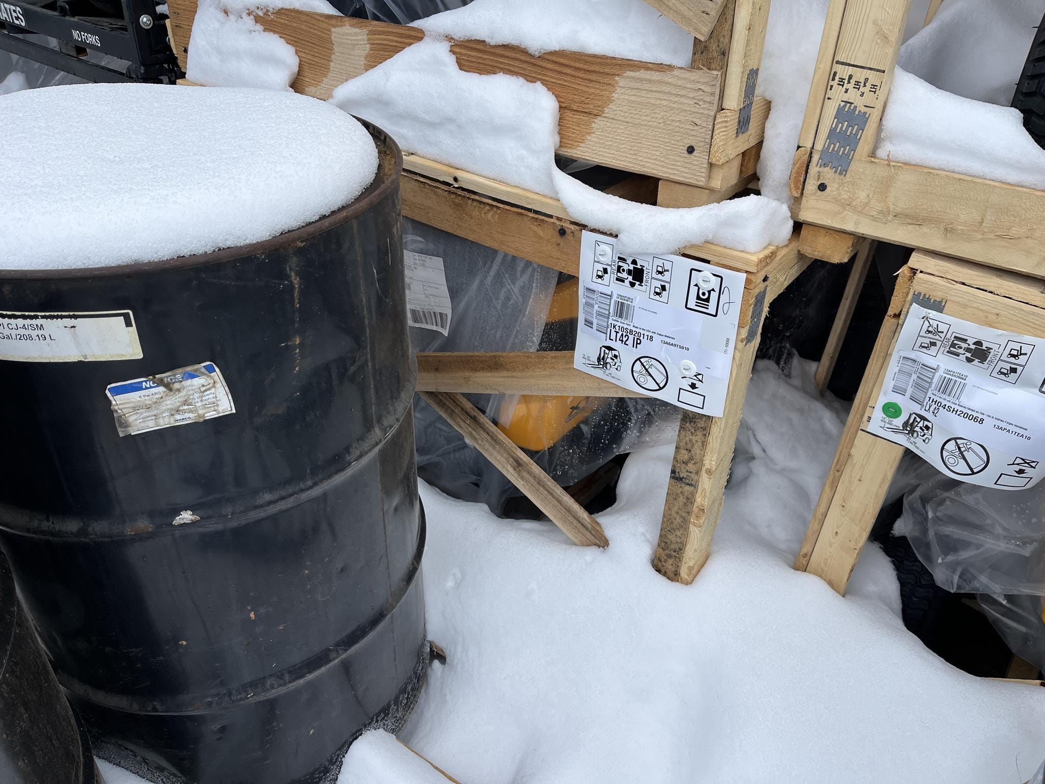 2026 Cub Cadet XT2 LX46 Equipment Image0