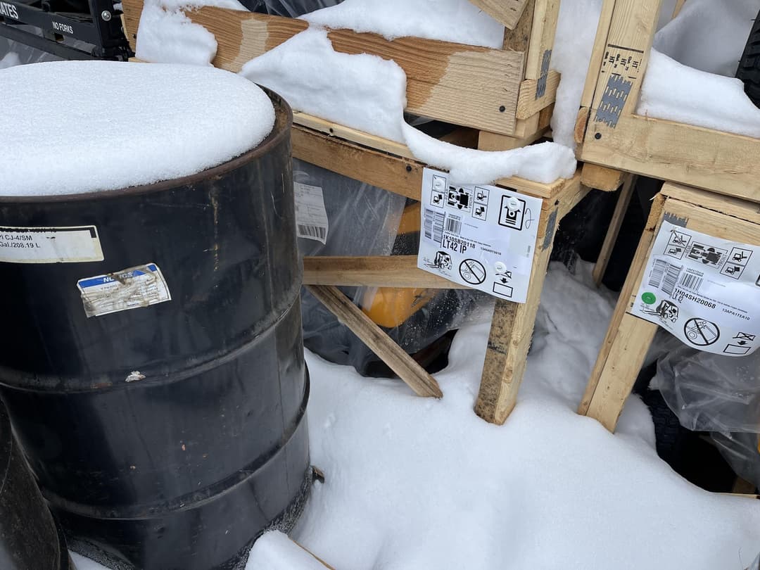 Image of Cub Cadet XT2 LX46 Primary Image