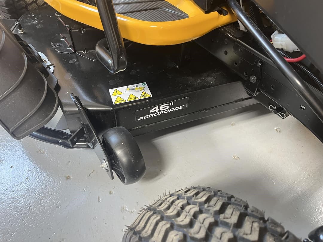 Image of Cub Cadet XT2 LX46 Image 1