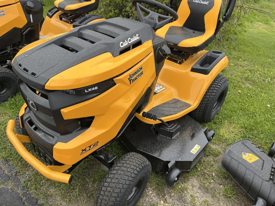 Image of Cub Cadet XT2 LX46 Image 0