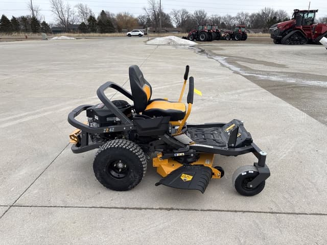 Image of Cub Cadet Z2 42 equipment image 1