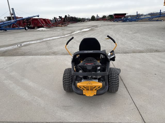 Image of Cub Cadet Z2 42 equipment image 3