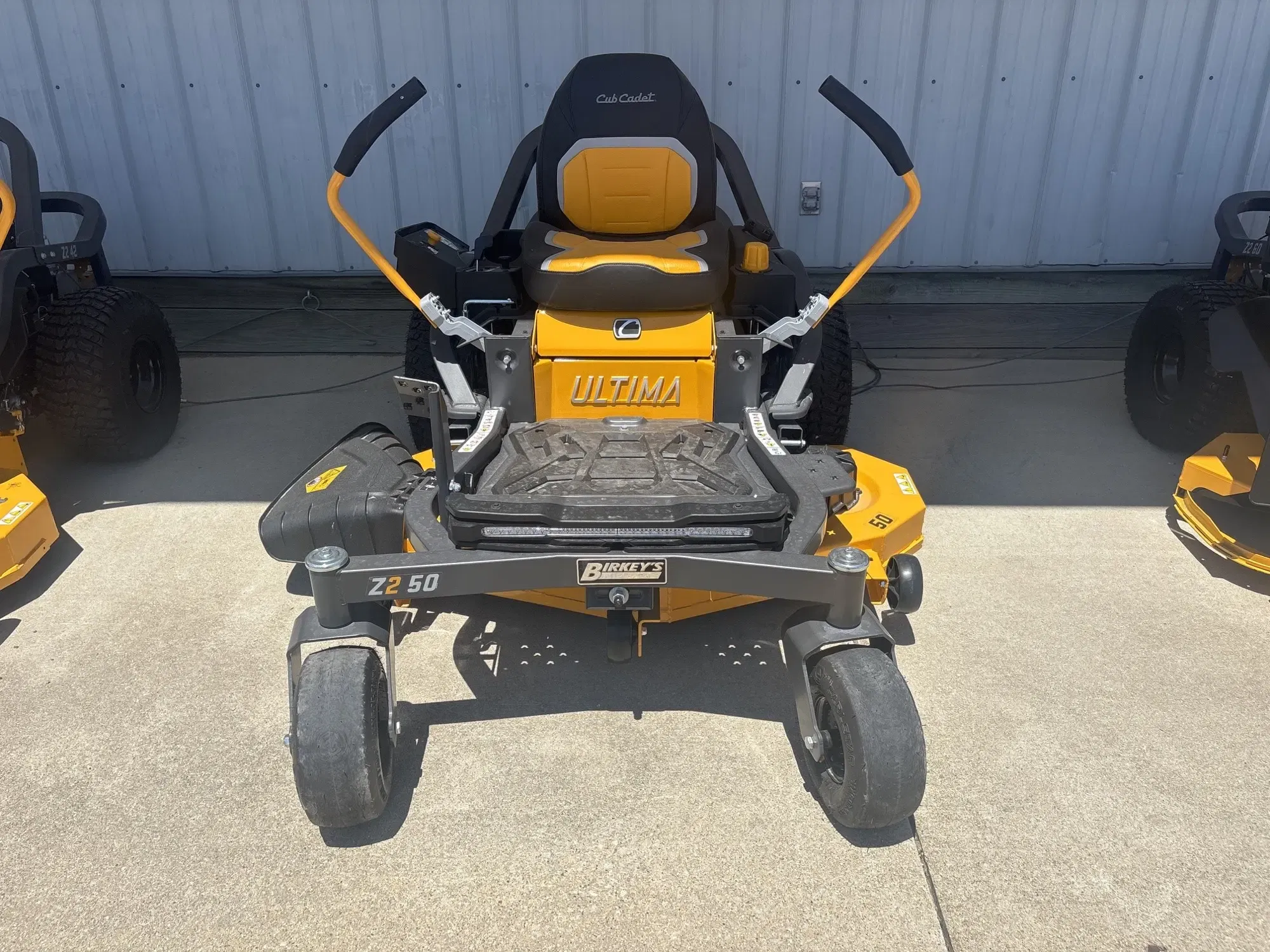 2026 Cub Cadet Z2 50 Equipment Image0