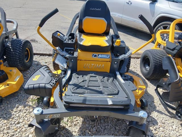 Image of Cub Cadet Z2 50 equipment image 1