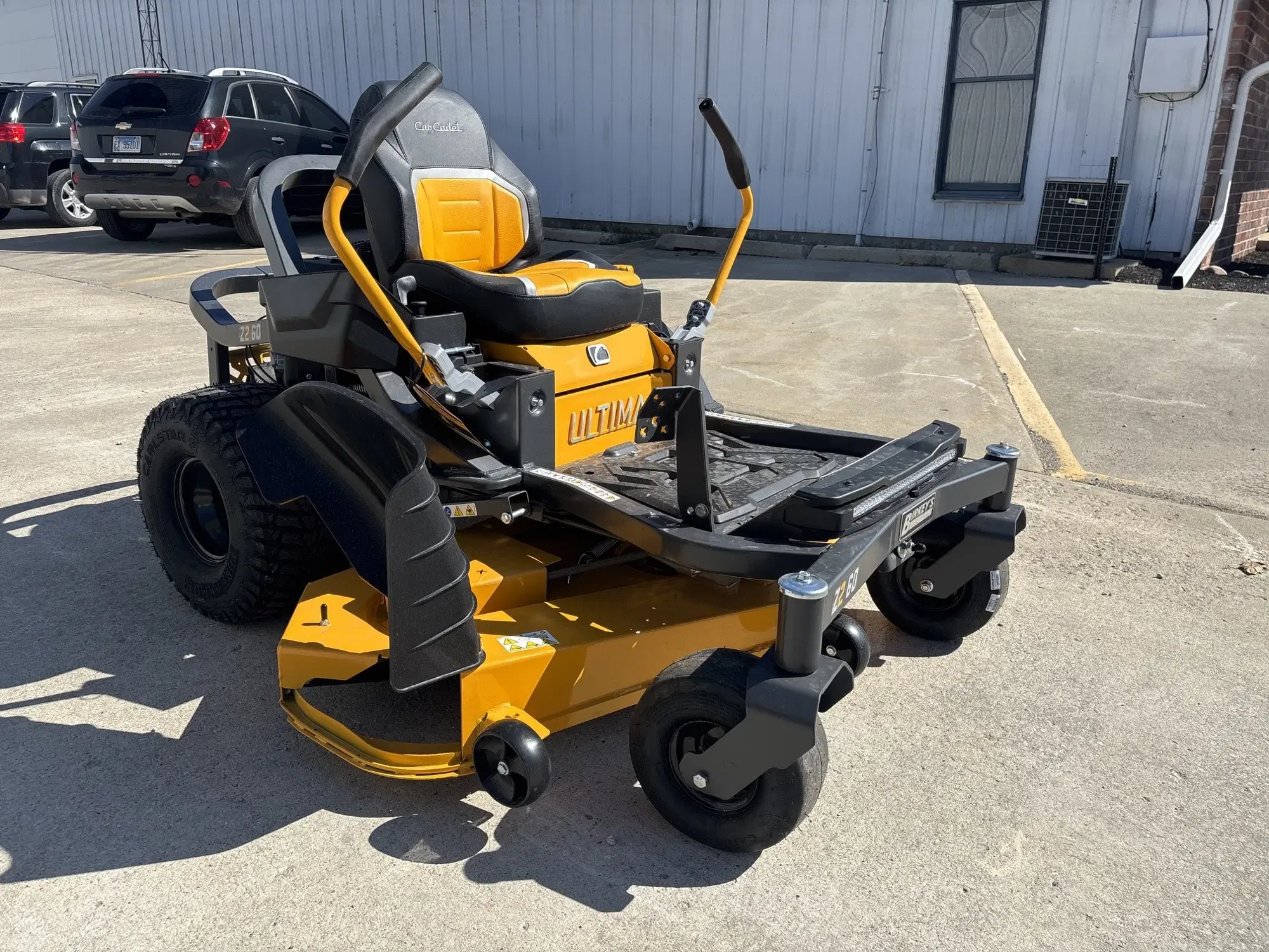 Main image Cub Cadet Z2 60