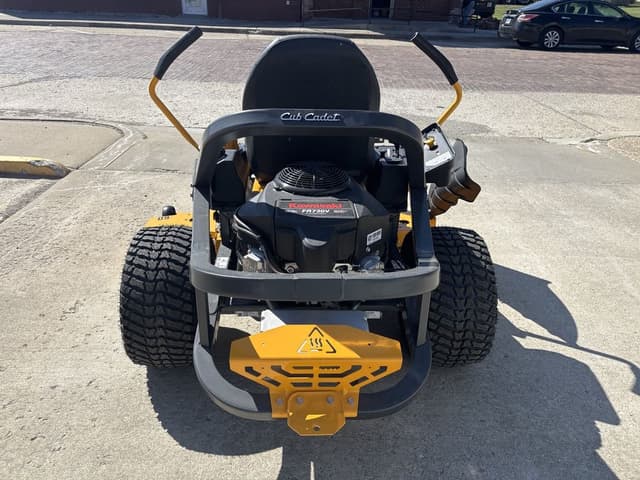 Image of Cub Cadet Z2 60 equipment image 2