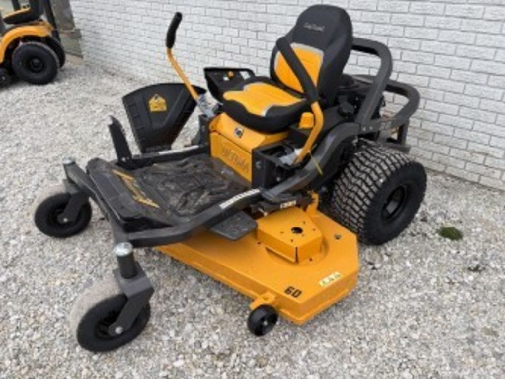 2026 Cub Cadet Z2 60 Equipment Image0