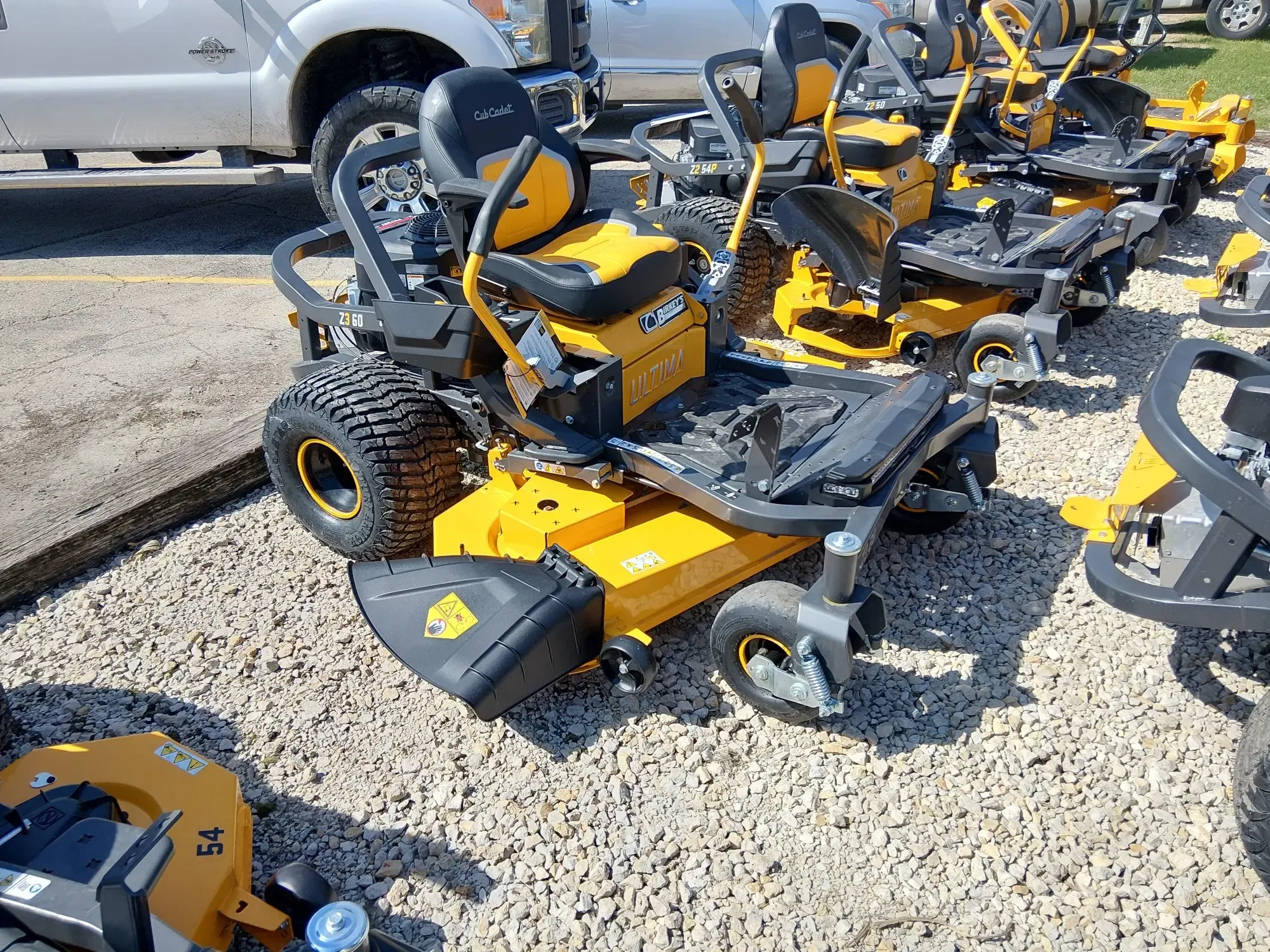 Main image Cub Cadet Z3 60