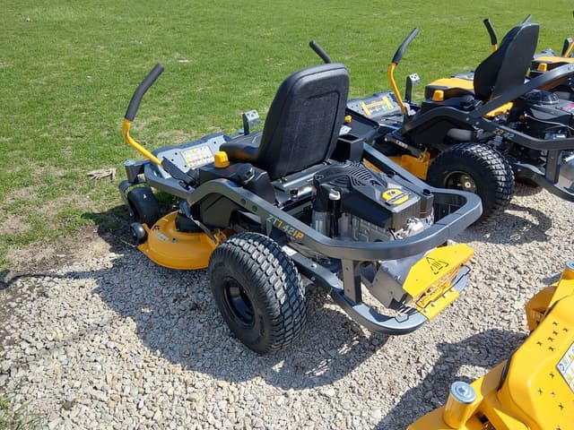 Image of Cub Cadet Ultima ZT1 equipment image 4