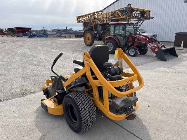 Image of Cub Cadet Ultima ZTX6 equipment image 2