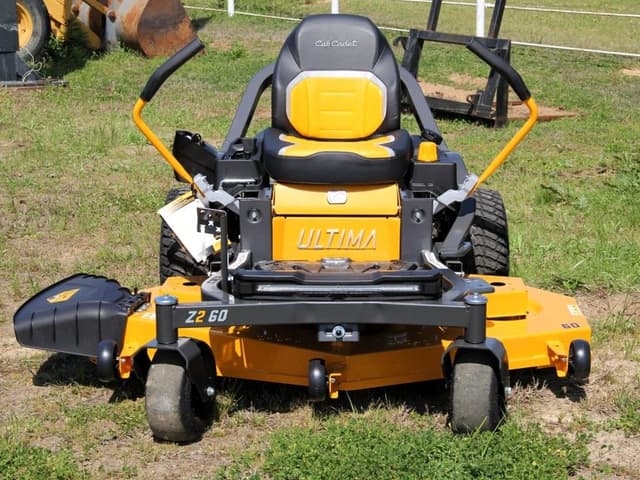 Image of Cub Cadet Z2 60 equipment image 1