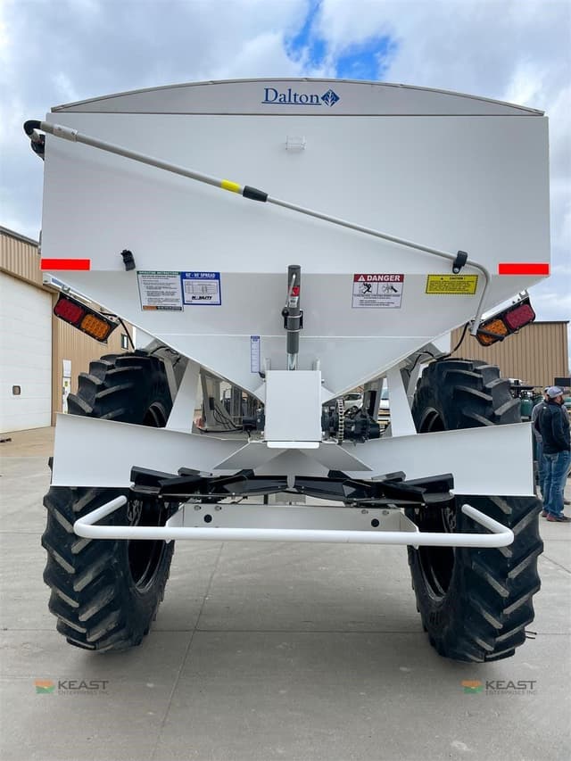 Image of Dalton Ag. Mobility 800 equipment image 4