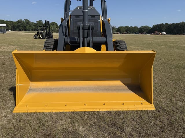 Image of John Deere 320P equipment image 4