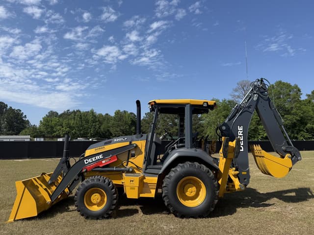 Image of John Deere 320P equipment image 1