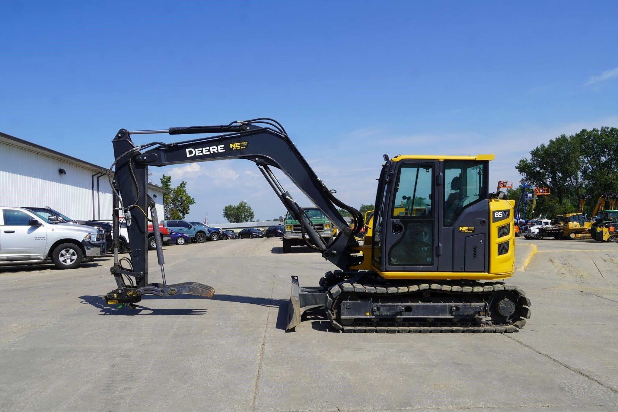2026 John Deere 85G Equipment Image0