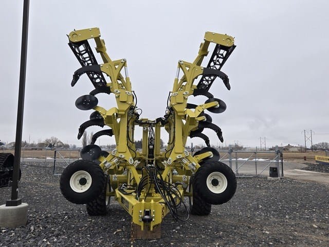 Degelman HDSR930 Equipment Image0