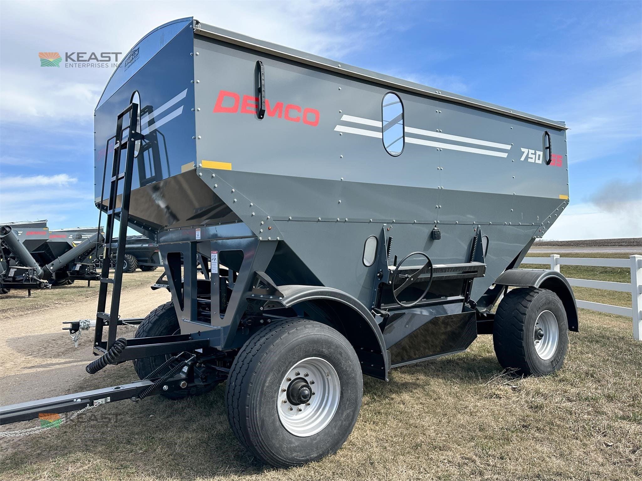 2026 Demco 750 SS Equipment Image0