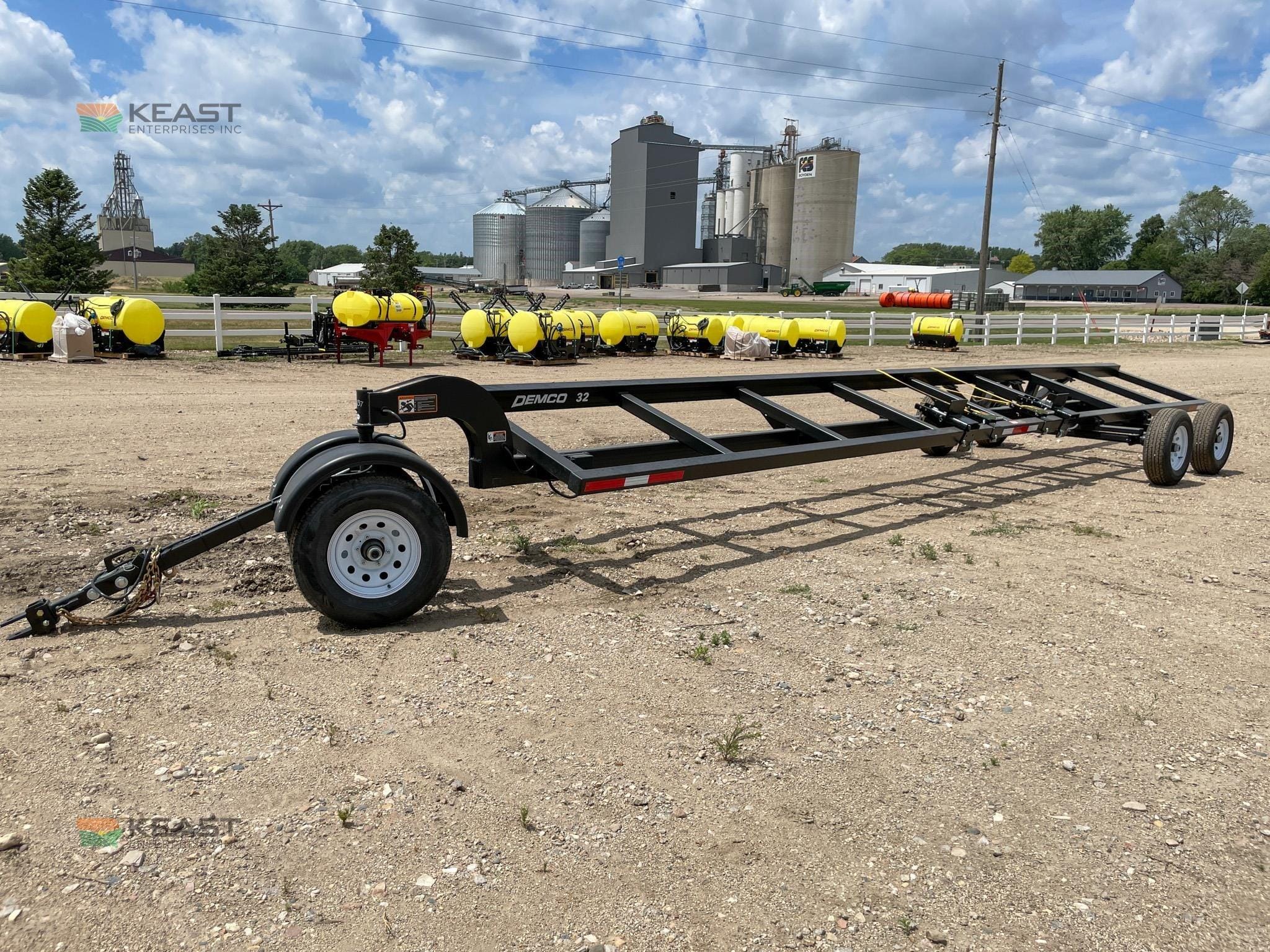 2026 Demco HT32S Equipment Image0
