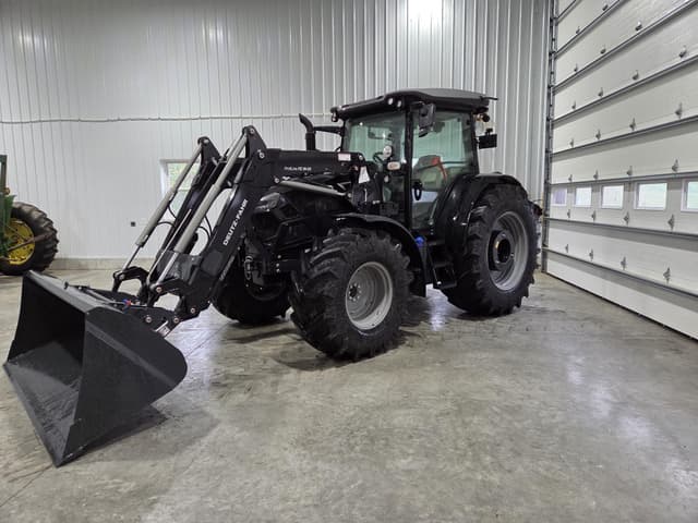 Image of Deutz-Fahr 6135C equipment image 1