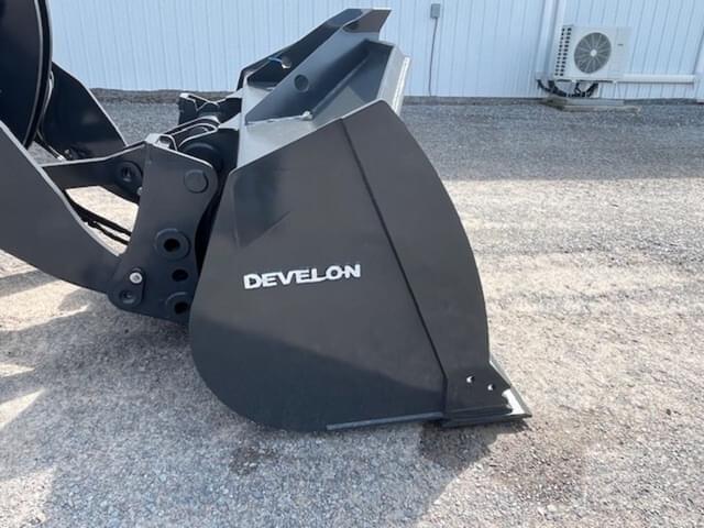 Image of Develon 3.0yd Bucket equipment image 1
