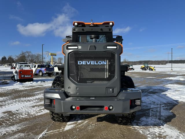 Image of Develon DL220-7 equipment image 3