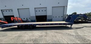 2026 Diamond C FMAX212 Image