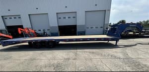 2026 Diamond C FMAX212 Image