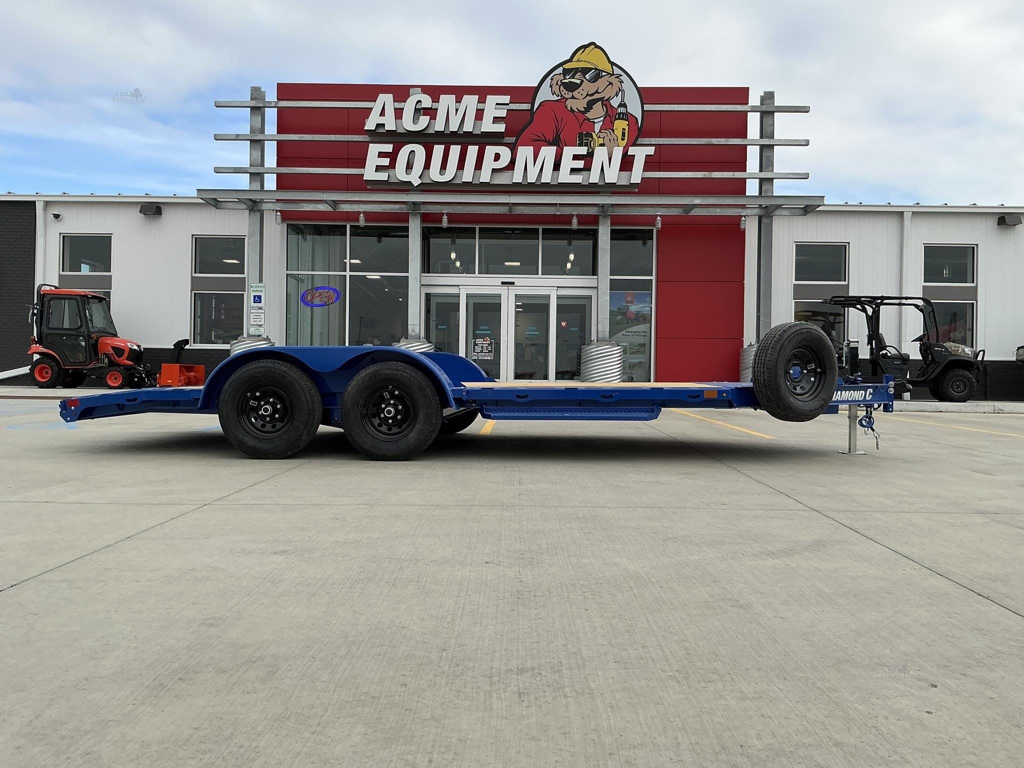 2026 Diamond C GTF Equipment Image0