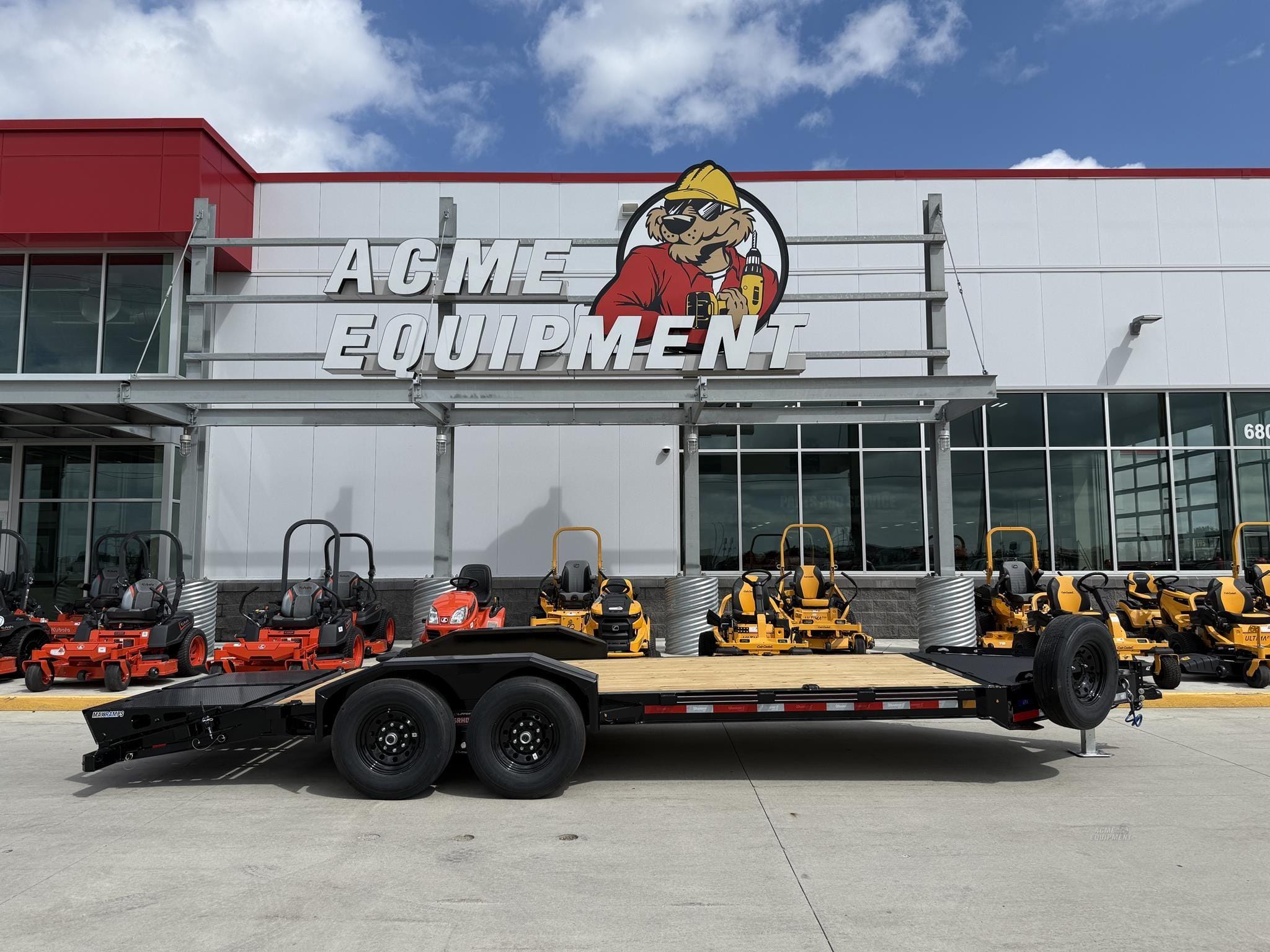 2026 Diamond C LPX Equipment Image0