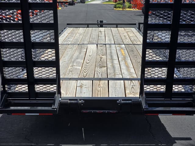 Image of Down 2 Earth Trailers Undetermined equipment image 3
