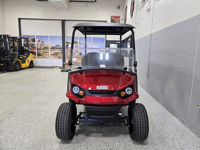 Image of EZ-GO Express L6 equipment image 2