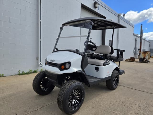 Image of EZ-GO Express S4 equipment image 1