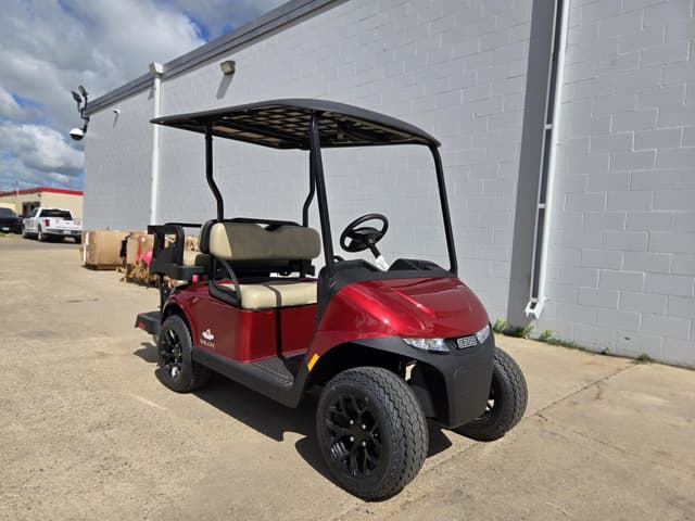 Image of EZ-GO Valor equipment image 3