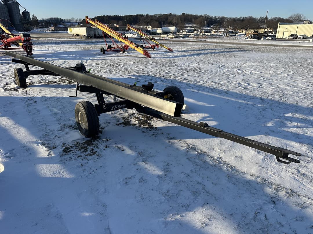 Image of E-Z Trail 680 Image 1