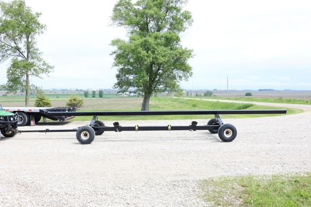 Image of E-Z Trail 680 equipment image 2