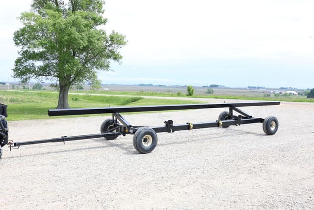 Image of E-Z Trail 680 equipment image 1