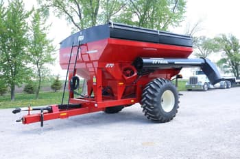 2026 E-Z Trail 870 Equipment Image0