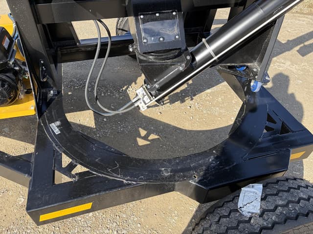 Image of E-Z Trail ZX1 equipment image 4